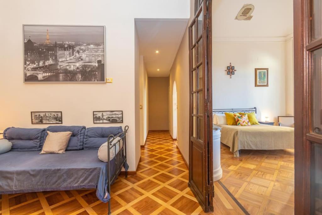 Liberty Suite Турин Экстерьер фото